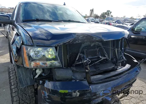 2013 Chevrolet Tahoe Ls из США, поврежденный, VIN 1GNSCAE07DR223353